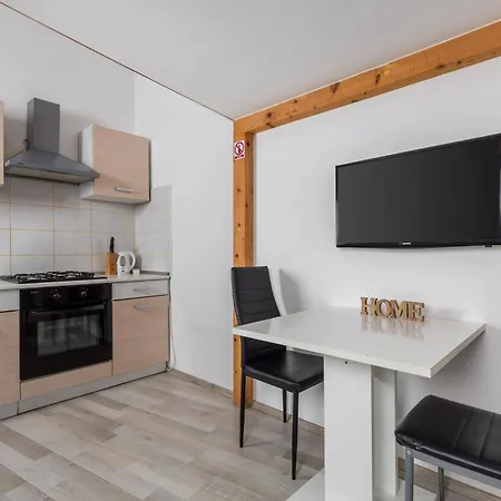 Beli Kamik Rijeka