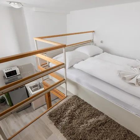 Beli Kamik Appartement Rijeka