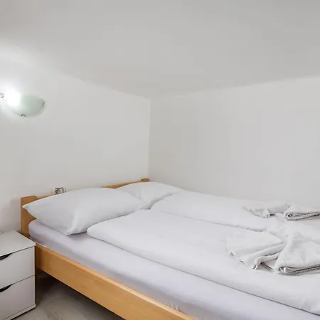 Beli Kamik Apartment Rijeka
